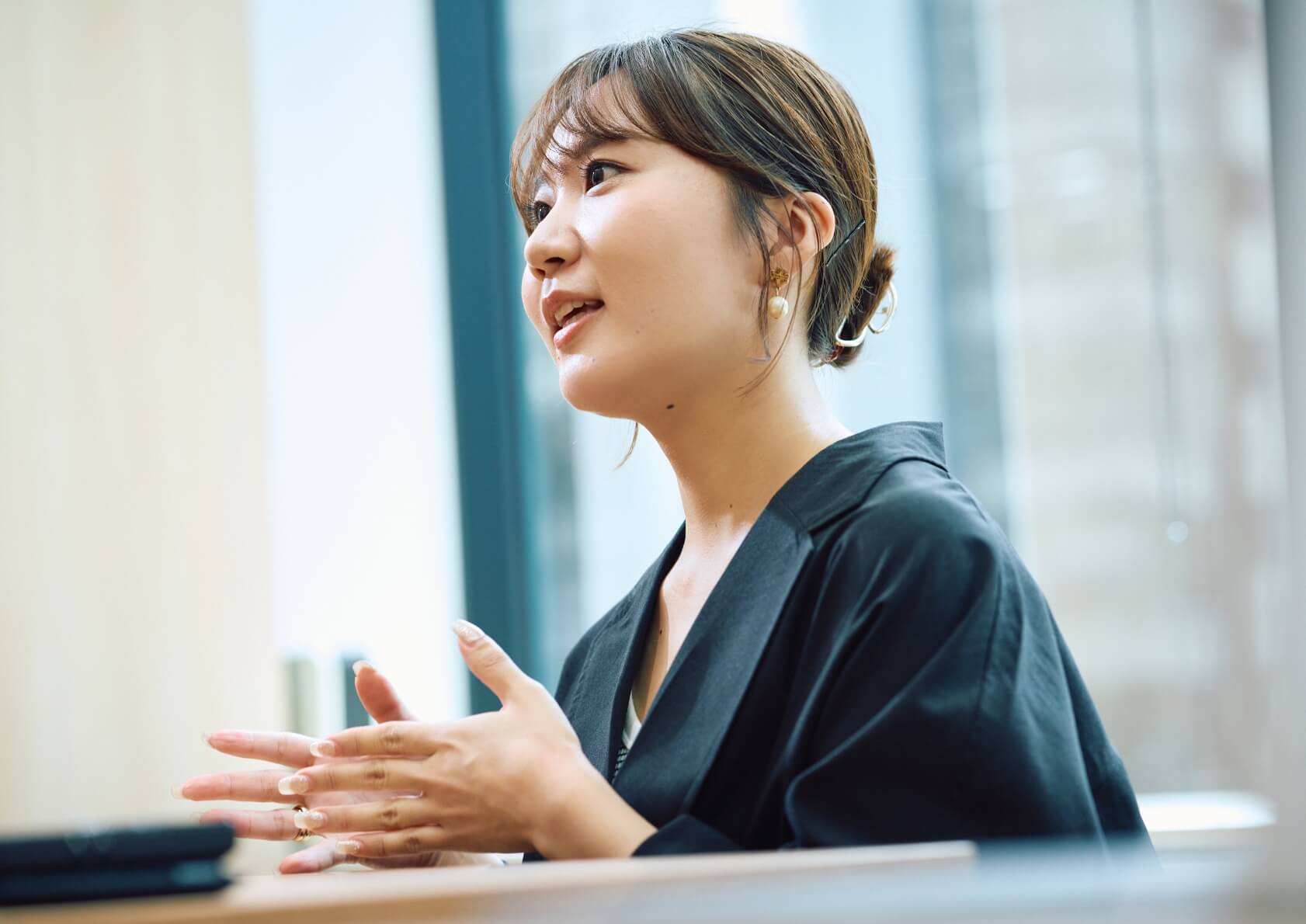 川﨑が話している写真